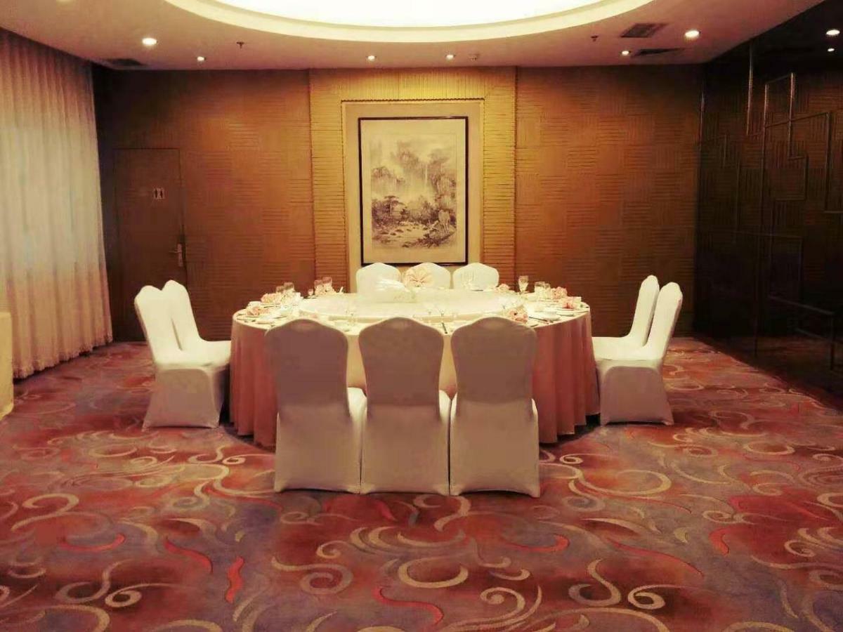Kerren Hotel ต้าเหลียน ภายนอก รูปภาพ